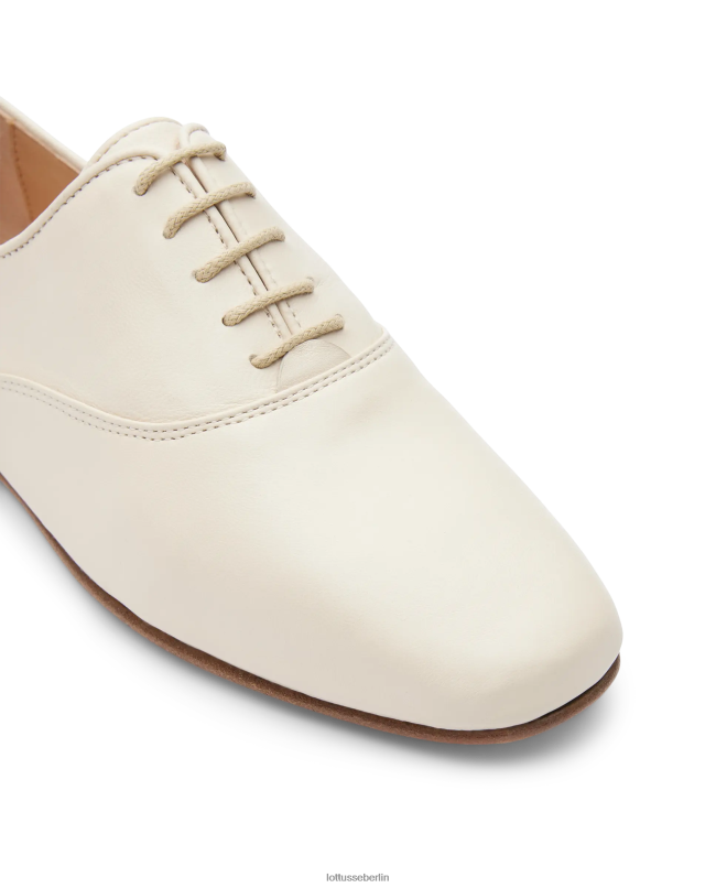 Lottusse Frauen Goya-Lamm weiches Oxford 22LP0273 cremefarben Schuhwerk