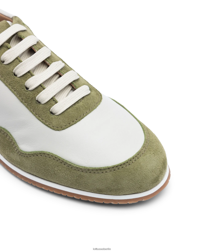 Lottusse Frauen Mancor-Sneaker aus Ziegenwildleder 22LP0300 olivgrün Schuhwerk