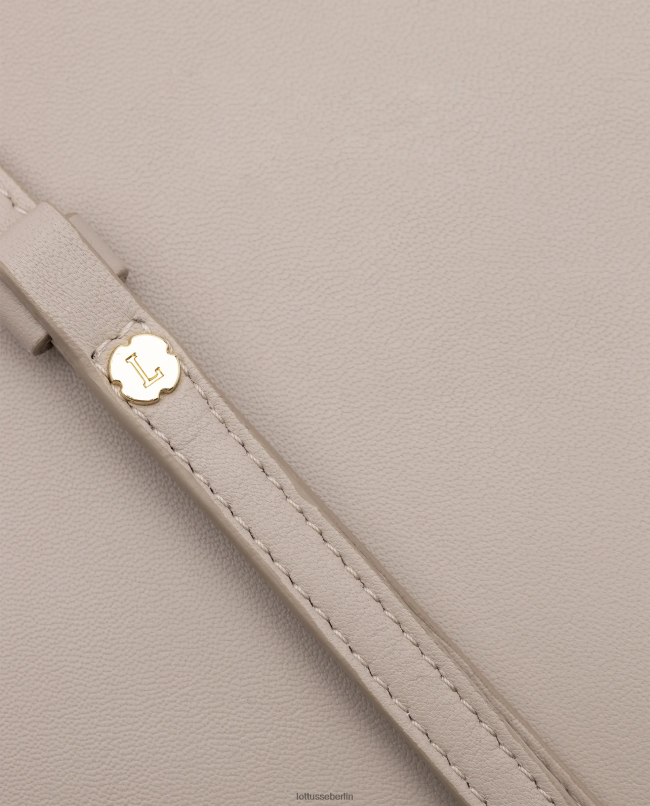 Lottusse Frauen Serena-Tasche aus glattem, genarbtem Kalbsleder mit Henkel 22LP0335 Beige Zubehör